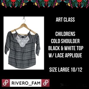 ART CLASS | KIDS COLD SHOULDER BLK & WHT TOP | W/ LACE APPLIQUE SIZE L 10/12